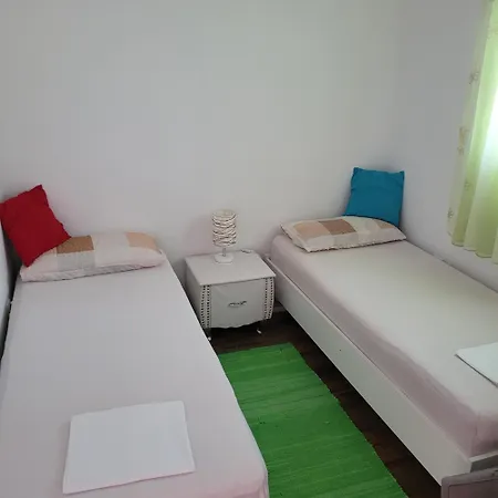 Tonci Pag Appartement *