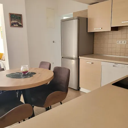 Tonci Pag Appartement *